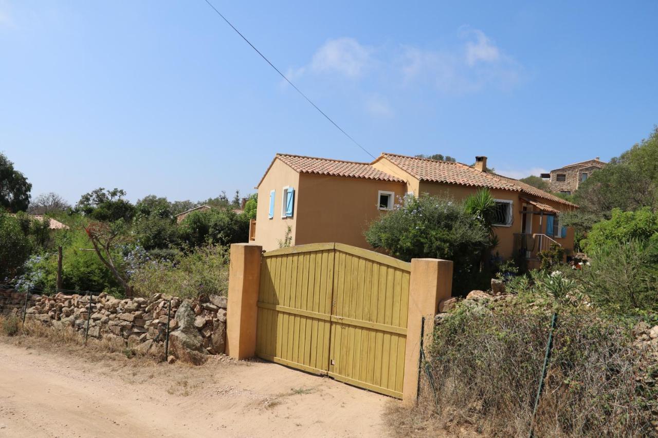 VILLA LARGIA porto vecchio - A 5 MIN DES PLAGES DE PALOMBAGGIA - CALME- CLIMATISATION Exterior foto